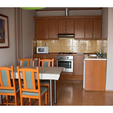 Wolf Apartman101, Wolf Apartman 102 Hotel Sarvar Luaran gambar