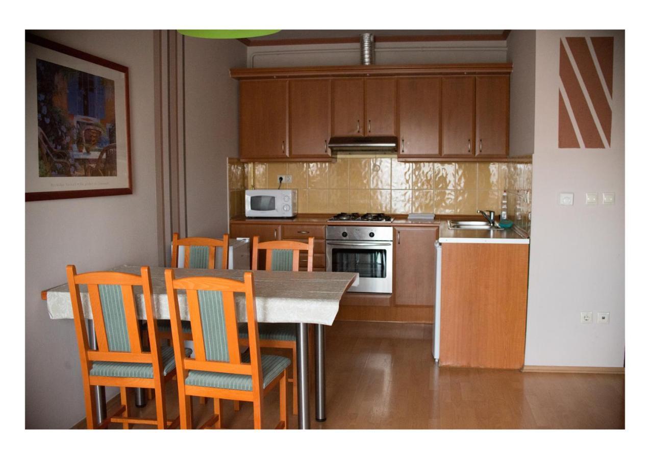 Wolf Apartman101, Wolf Apartman 102 Hotel Sarvar Luaran gambar
